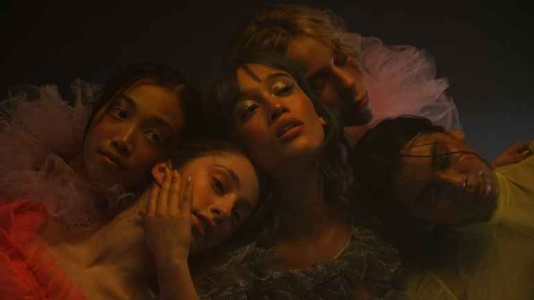 photo of group beautiful woman