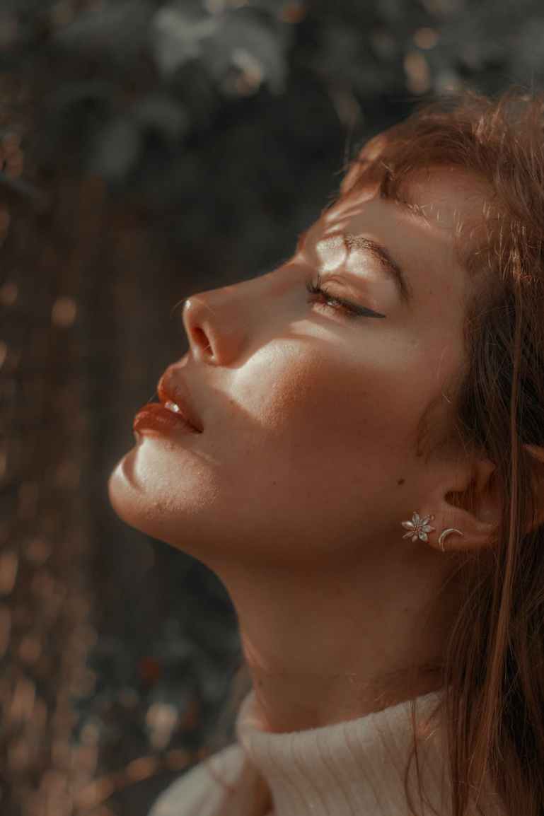 photo of a beautiful woman